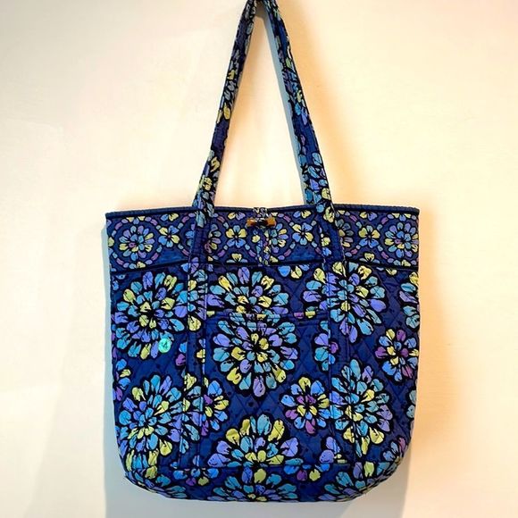 Vera Bradley Bags Vera Bradleylarge Quilted Blue Flower Tote Poshmark